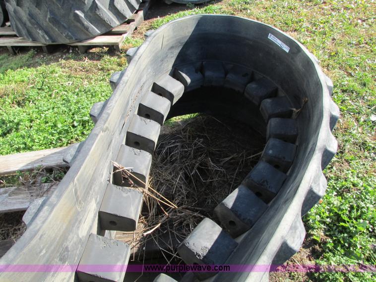 image for item N9308 (2) Caterpillar Challenger 700 Series tracks