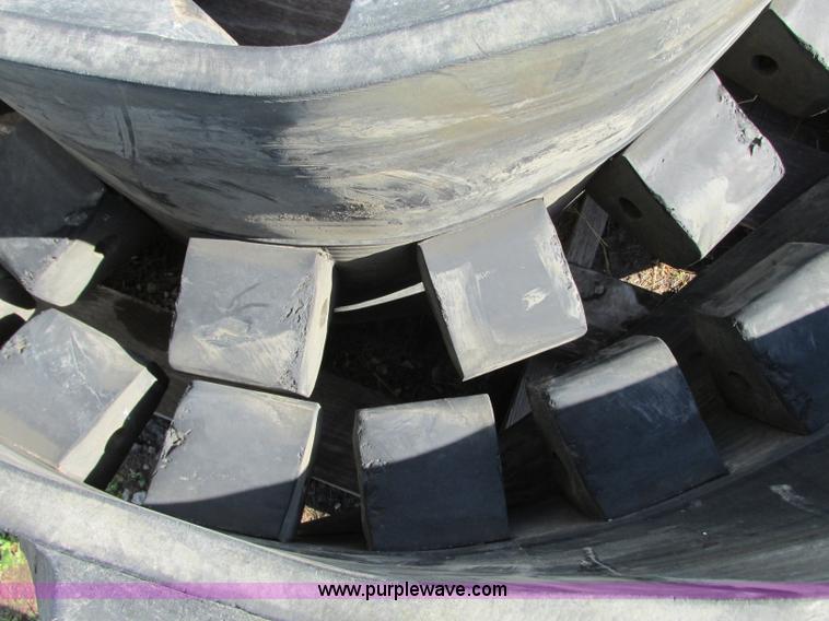 image for item N9308 (2) Caterpillar Challenger 700 Series tracks