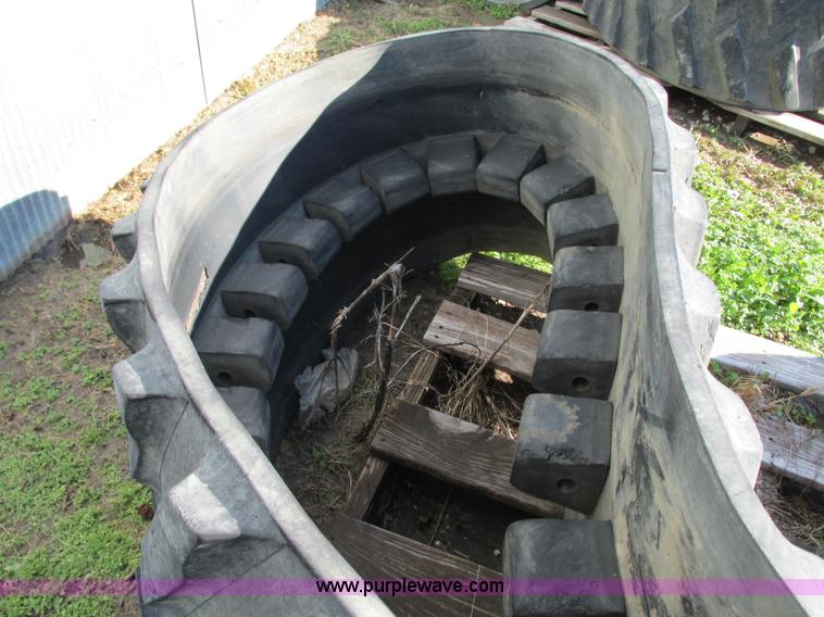 image for item N9308 (2) Caterpillar Challenger 700 Series tracks