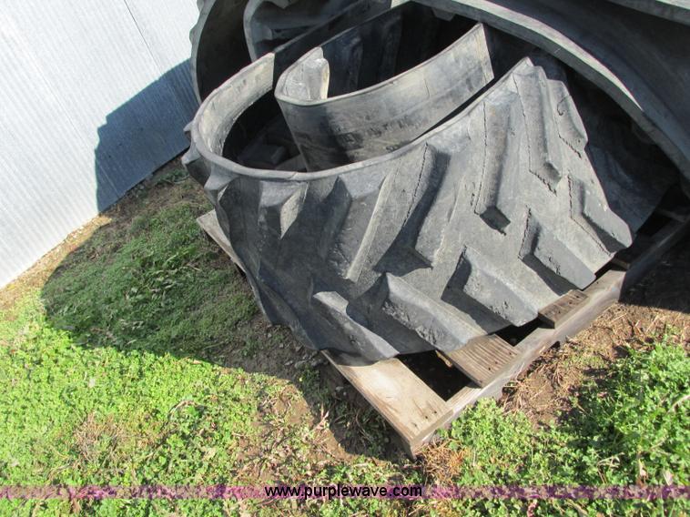 image for item N9308 (2) Caterpillar Challenger 700 Series tracks