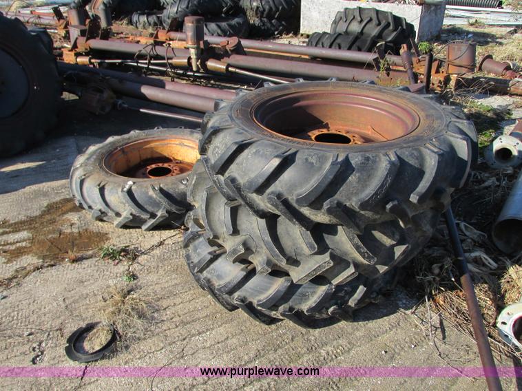 image for item N9312 (10) Reinke 11.2x24 pivot wheels and tires