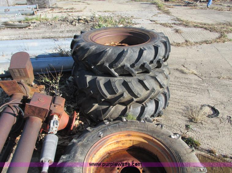 image for item N9312 (10) Reinke 11.2x24 pivot wheels and tires