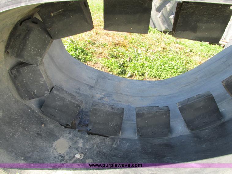 image for item N9313 Caterpillar Challenger 800 Series right side track