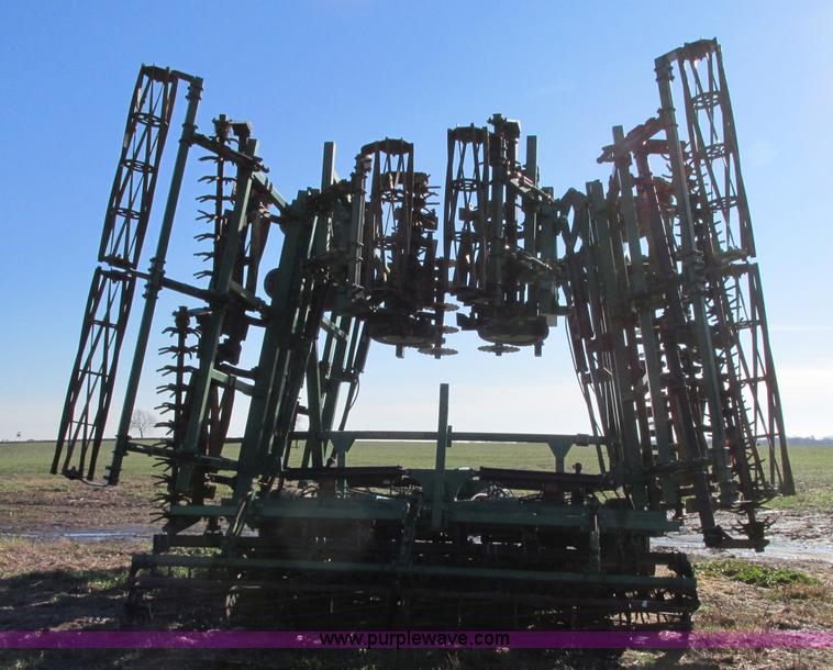 image for item N9314 2009 Great Plains 4000TC Turbo Chopper