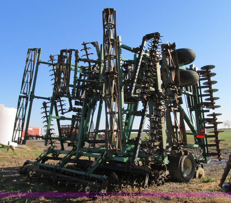 image for item N9314 2009 Great Plains 4000TC Turbo Chopper