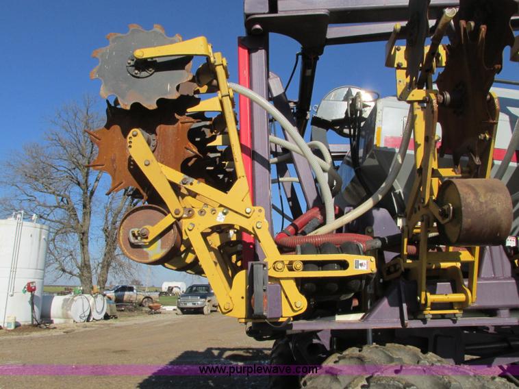 image for item N9317 2006 ETS Soil Warrior strip-till with fertilizer