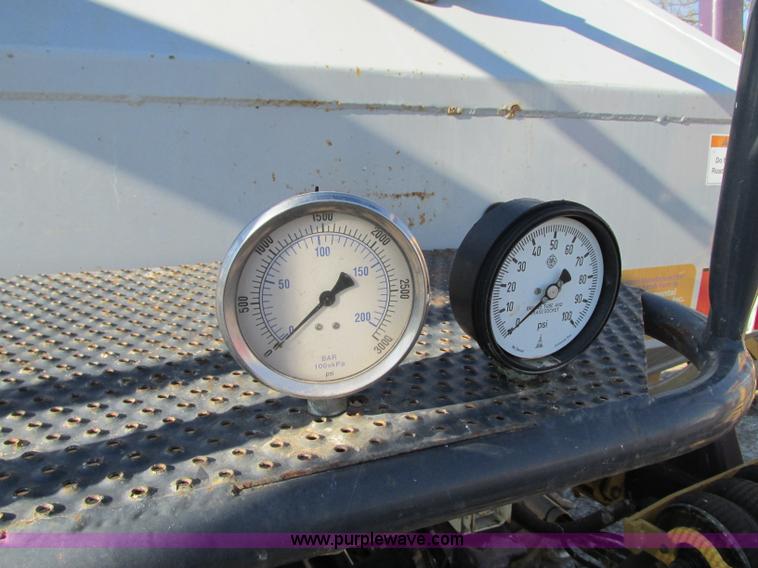 image for item N9317 2006 ETS Soil Warrior strip-till with fertilizer