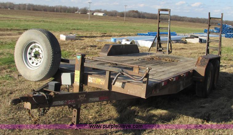 image for item N9319 2003 PJ equipment trailer