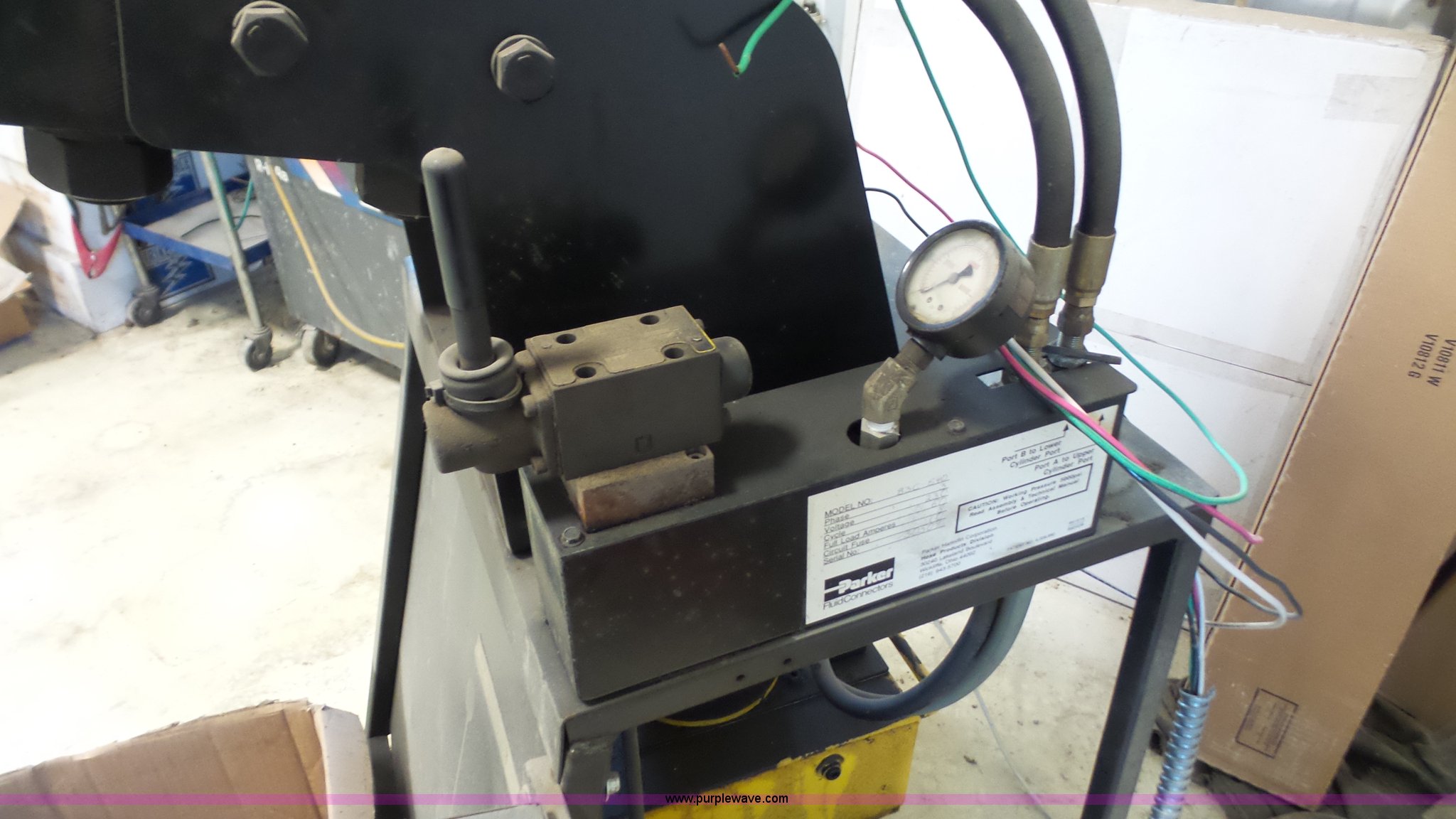 Parker 83C540 hydraulic hose crimper in Mound City, KS Item BL9290