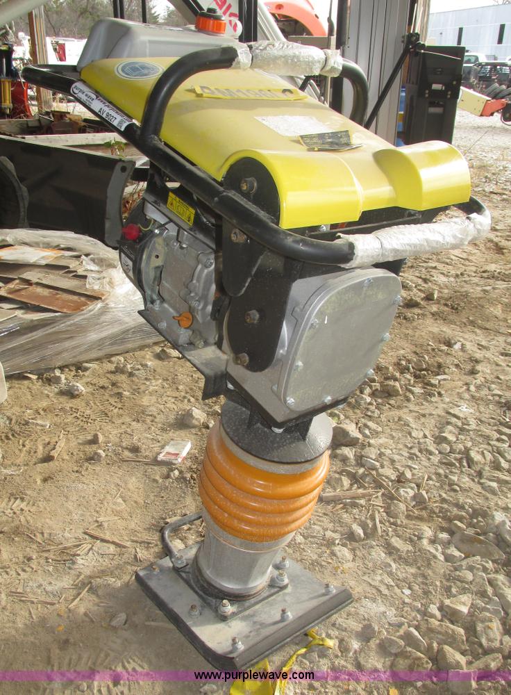 image for item AV9027 Walk behind jumping jack compactor