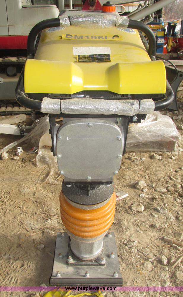 image for item AV9027 Walk behind jumping jack compactor