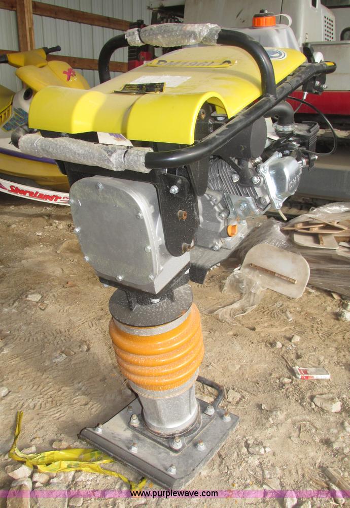 image for item AV9027 Walk behind jumping jack compactor
