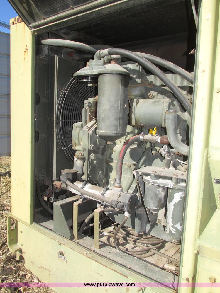 image for item AV9033 1984 Caterpillar 3306 turbo diesel engine