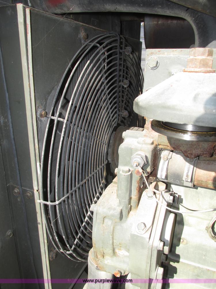 image for item AV9033 1984 Caterpillar 3306 turbo diesel engine