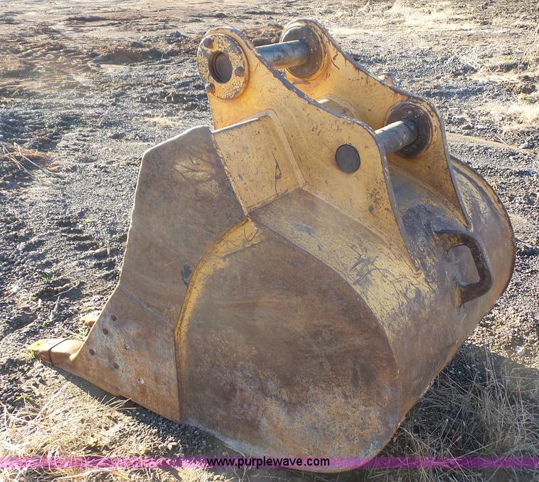 image for item BF9190 Excavator bucket