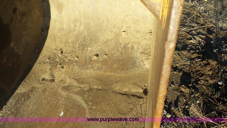 image for item BF9190 Excavator bucket