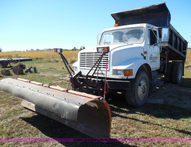 image for item BH9450 1991 International 4900 dump truck