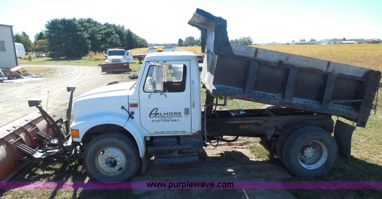 image for item BH9450 1991 International 4900 dump truck