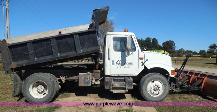 image for item BH9450 1991 International 4900 dump truck