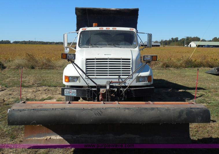 image for item BH9450 1991 International 4900 dump truck