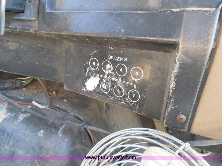 image for item BH9450 1991 International 4900 dump truck