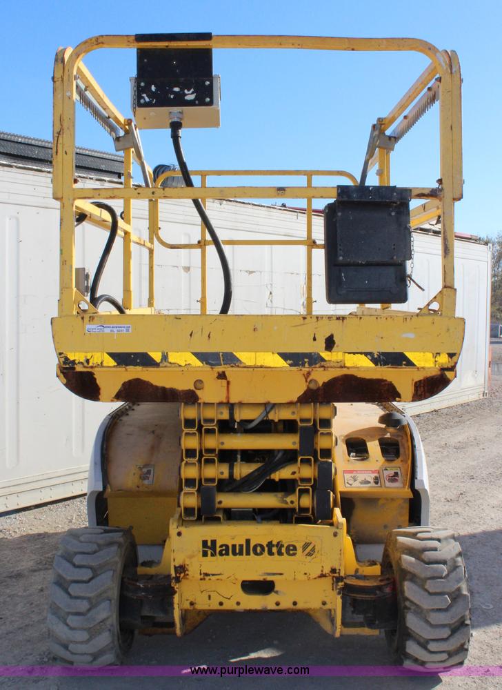 image for item BL9291 2002 Haulotte Compact 3368RT scissor lift