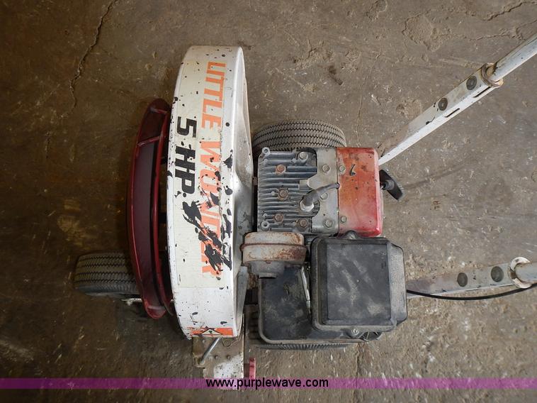 image for item BN9126 Little Wonder blower