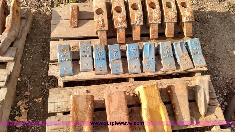 image for item BR9409 (6) bucket teeth