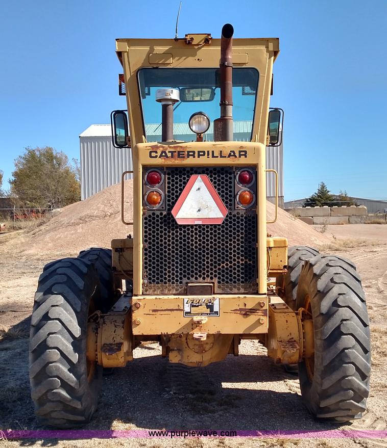 image for item BR9425 1982 Caterrpillar 120G motor grader