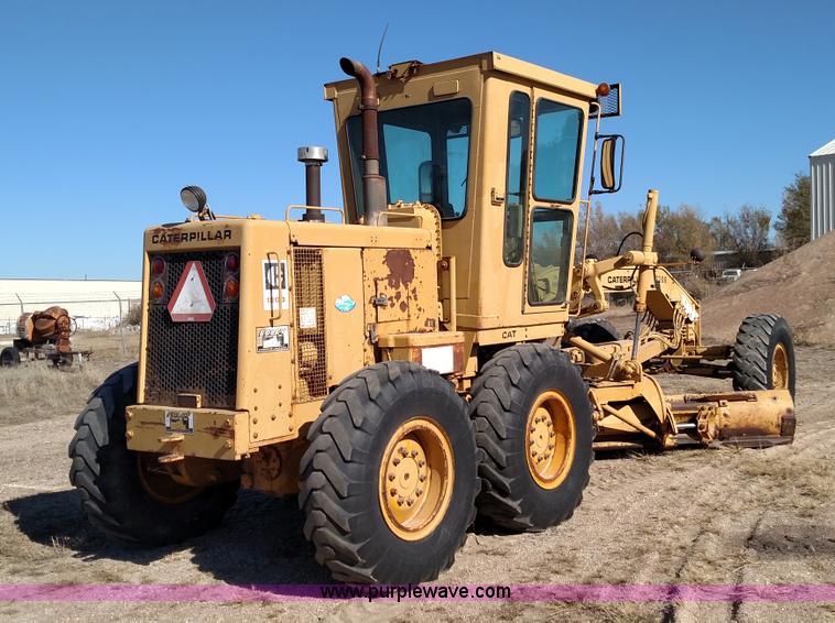 image for item BR9425 1982 Caterrpillar 120G motor grader