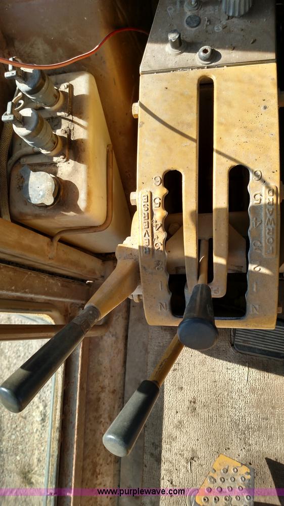 image for item BR9425 1982 Caterrpillar 120G motor grader