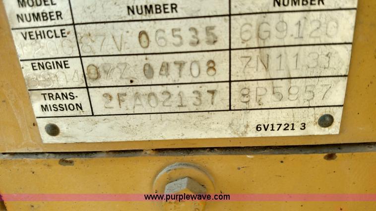 image for item BR9425 1982 Caterrpillar 120G motor grader