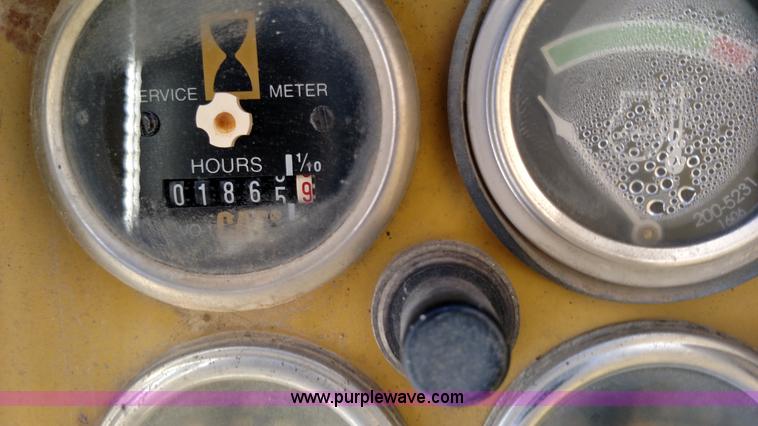 image for item BR9425 1982 Caterrpillar 120G motor grader