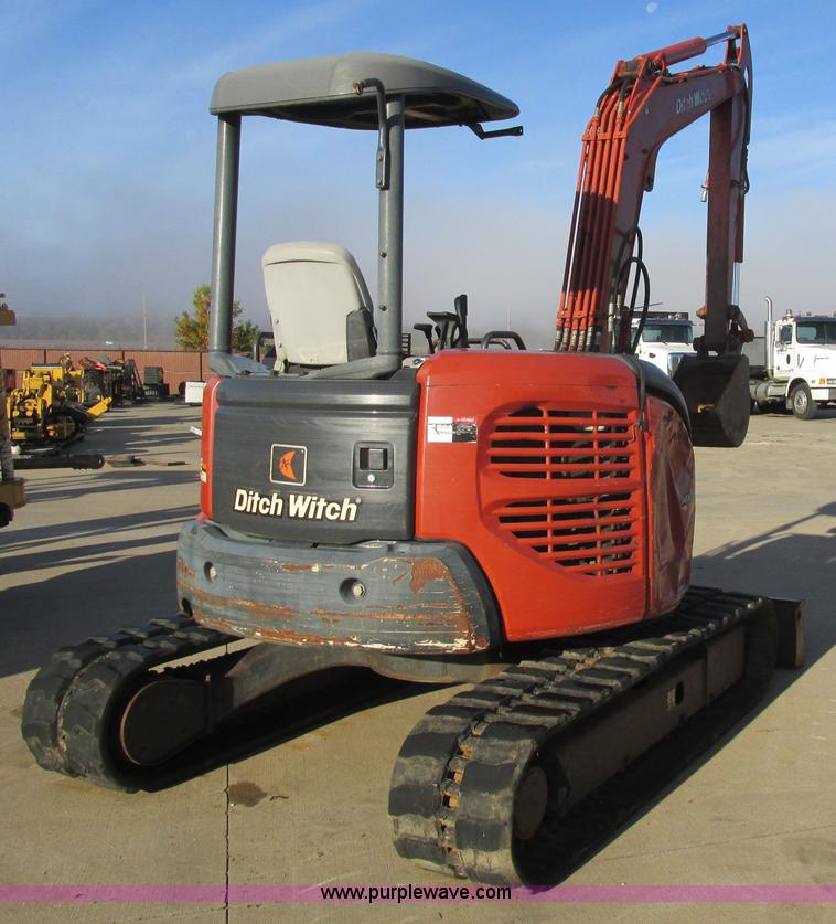 image for item BS9920 Ditch Witch MX502 mini excavator