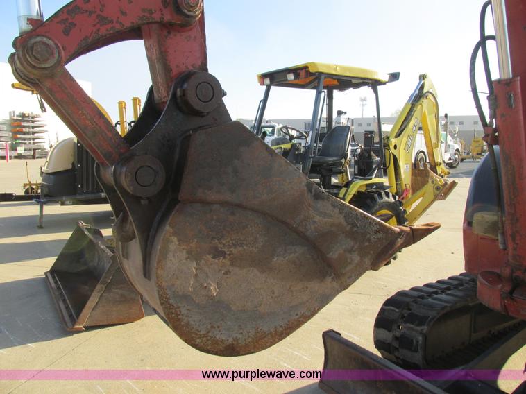 image for item BS9920 Ditch Witch MX502 mini excavator