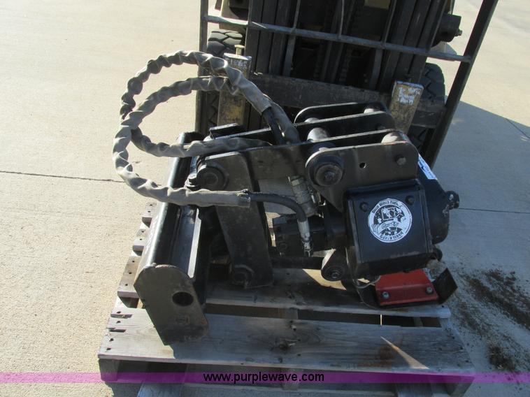 image for item BS9921 Ditch Witch vibratory plow attachment