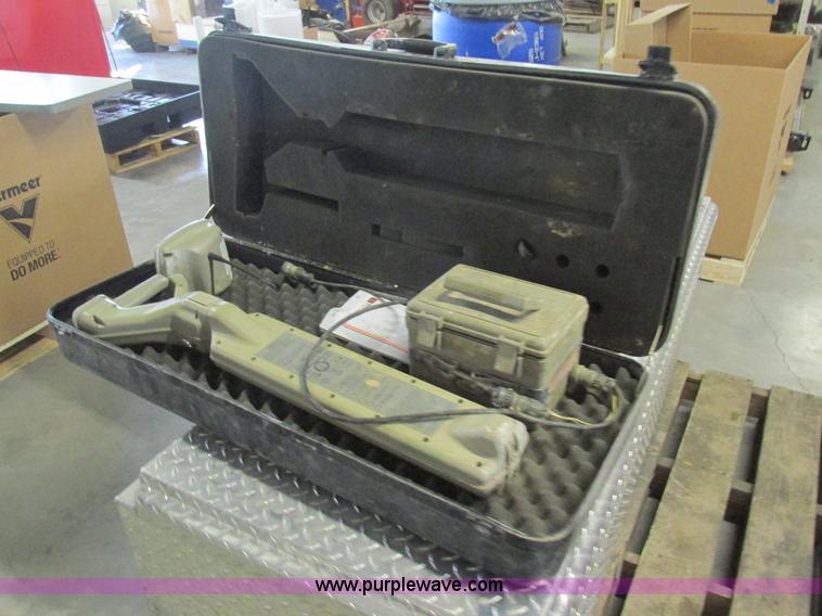 image for item BS9923 Ditch Witch Subsite electronics 750 tracker counter