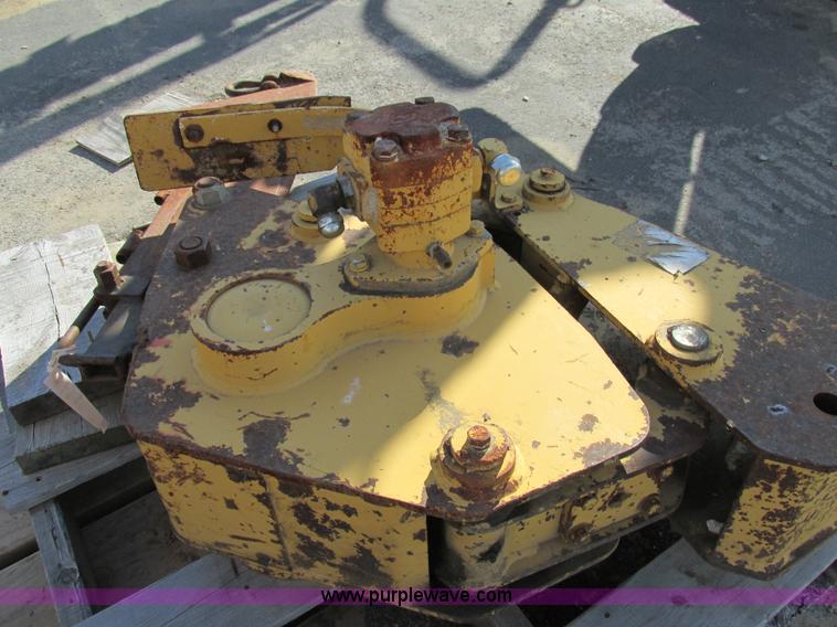 image for item BS9949 Vermeer LM42 vibratory plow