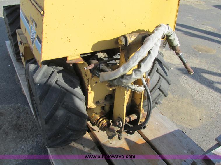 image for item BS9949 Vermeer LM42 vibratory plow