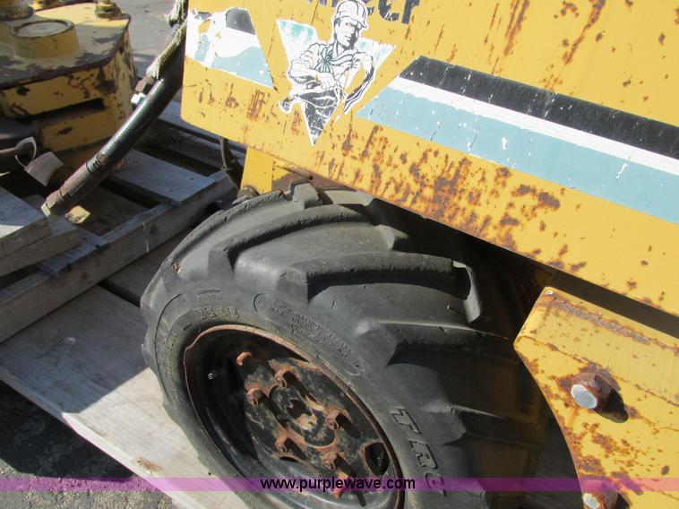 image for item BS9949 Vermeer LM42 vibratory plow