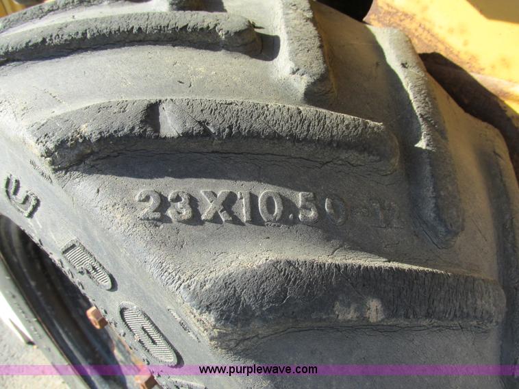 image for item BS9949 Vermeer LM42 vibratory plow