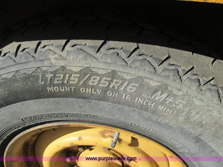 image for item BS9950 Vermeer 1250BC chipper