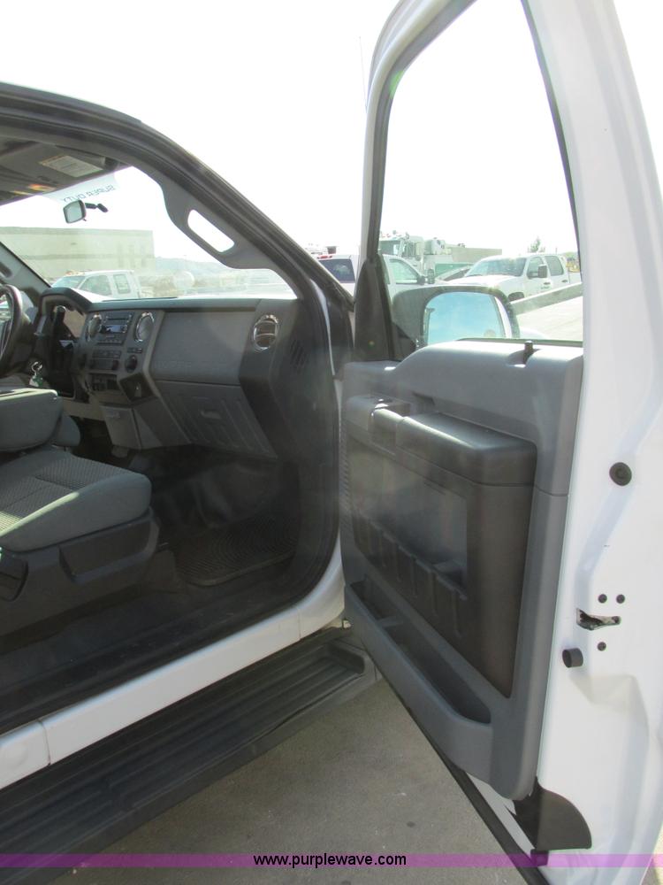 image for item BS9951 2012 Ford F350 Super Duty XLT