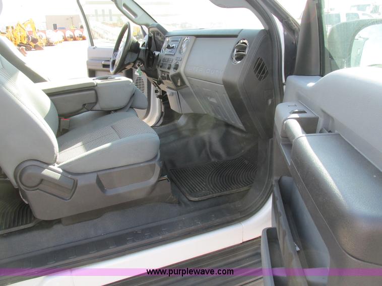 image for item BS9951 2012 Ford F350 Super Duty XLT