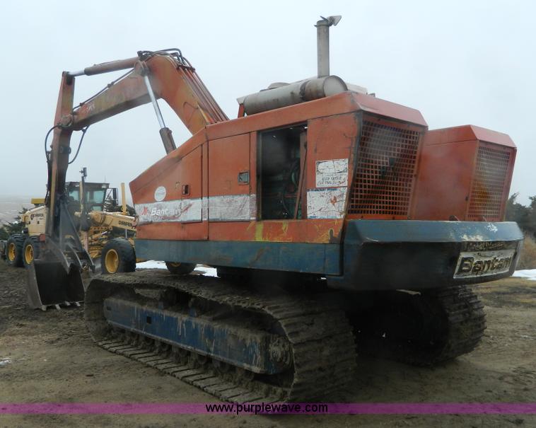 image for item BT9846 1976 Bantam C-166 excavator