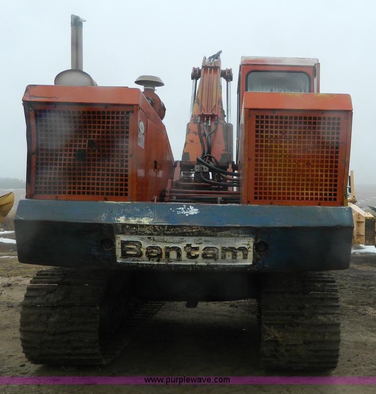image for item BT9846 1976 Bantam C-166 excavator