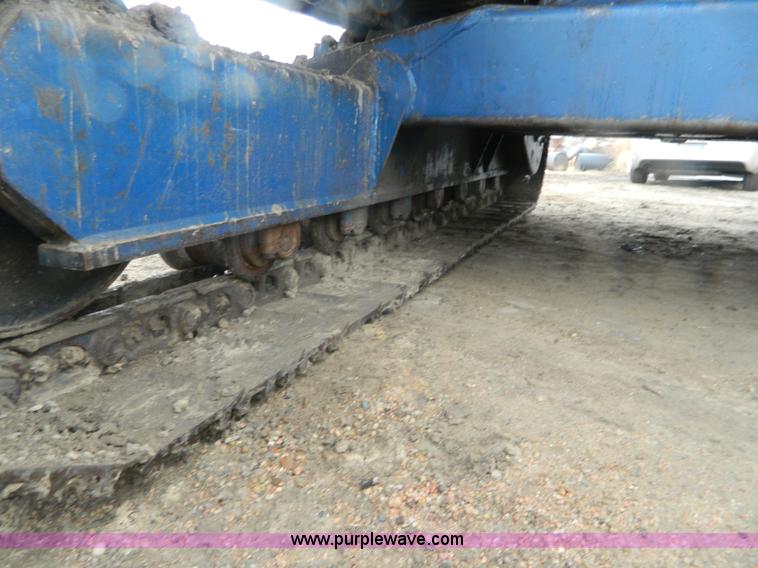 image for item BT9846 1976 Bantam C-166 excavator