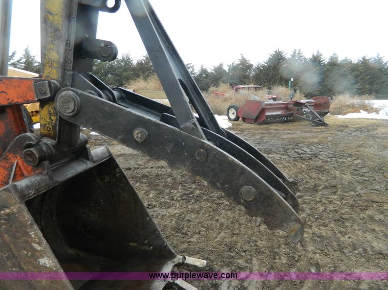 image for item BT9846 1976 Bantam C-166 excavator