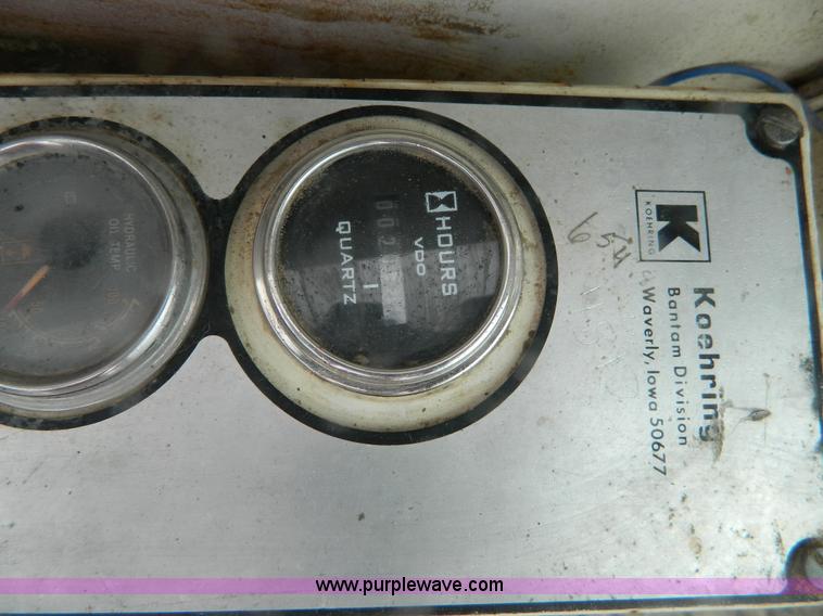 image for item BT9846 1976 Bantam C-166 excavator