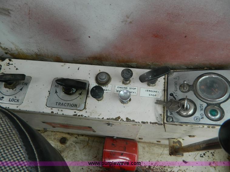 image for item BT9846 1976 Bantam C-166 excavator